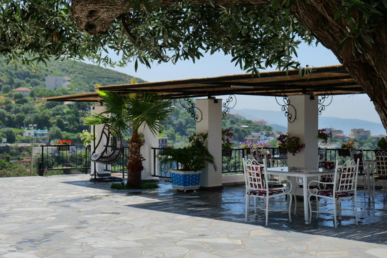 مبيت وإفطار Vila Panorama Piqeras المظهر الخارجي الصورة