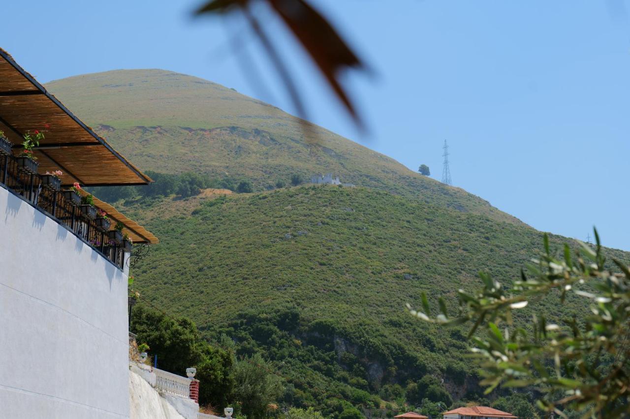 مبيت وإفطار Vila Panorama Piqeras المظهر الخارجي الصورة