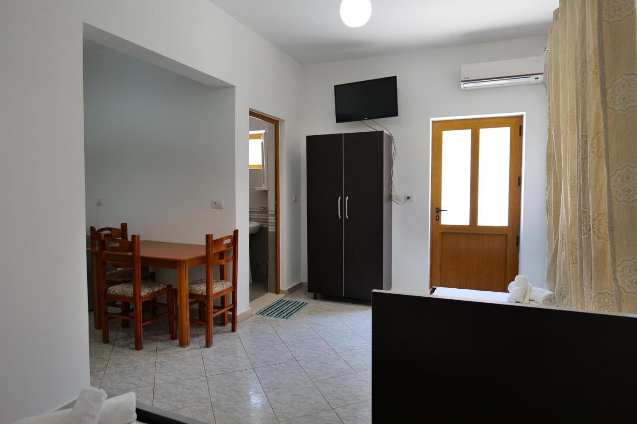 مبيت وإفطار Vila Panorama Piqeras المظهر الخارجي الصورة